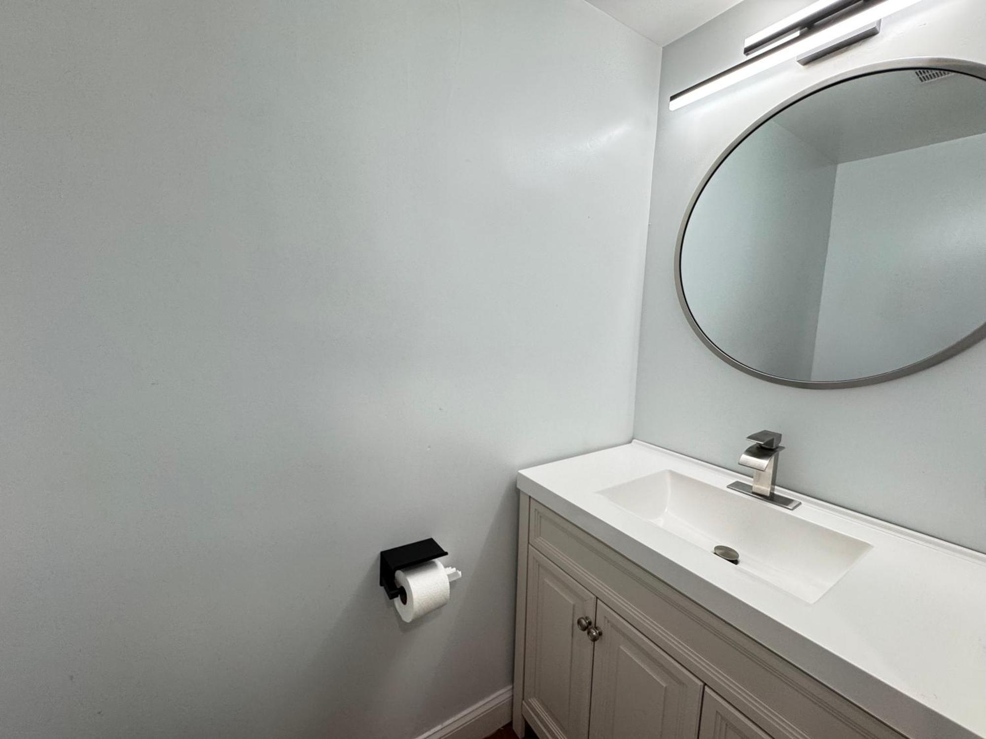 Beautiful 3br Updated House Dc - Private Parking Holiday home Washington