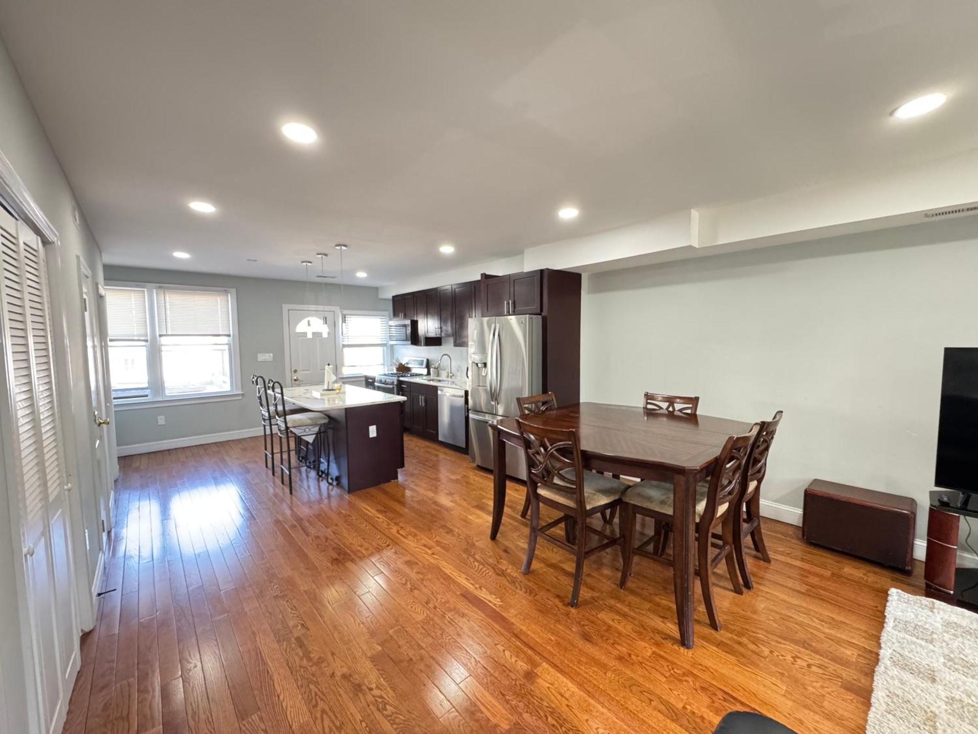 Holiday home Beautiful 3br Updated House Dc - Private Parking *